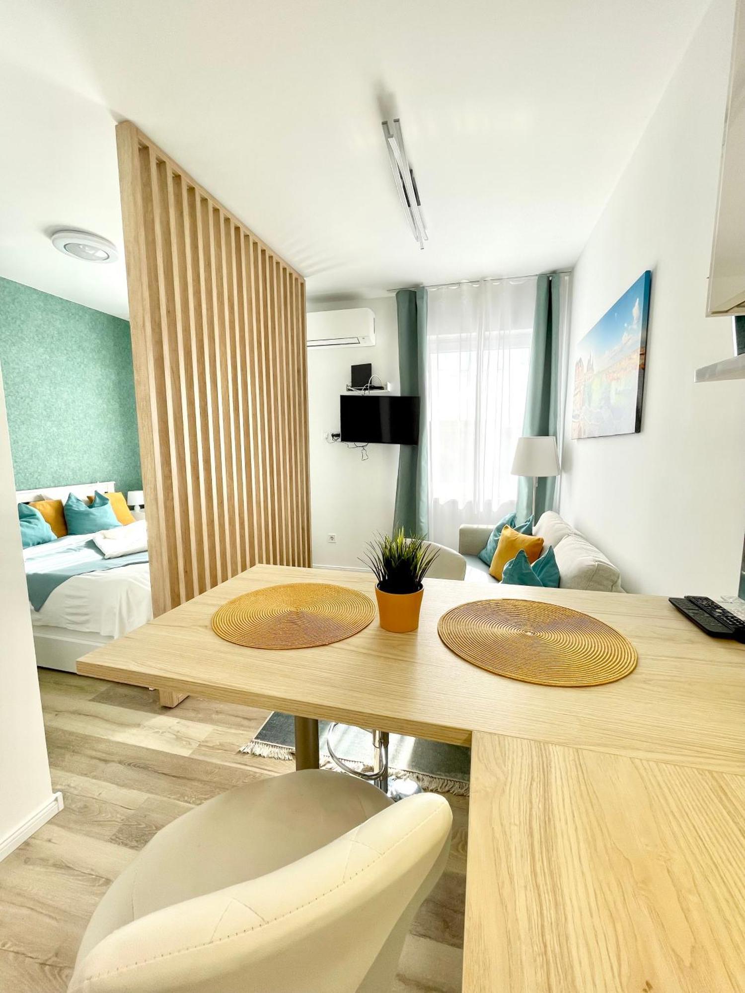 Margaret Apartment Next To The Lukacs Spa With Panorama Danube 布达佩斯 外观 照片