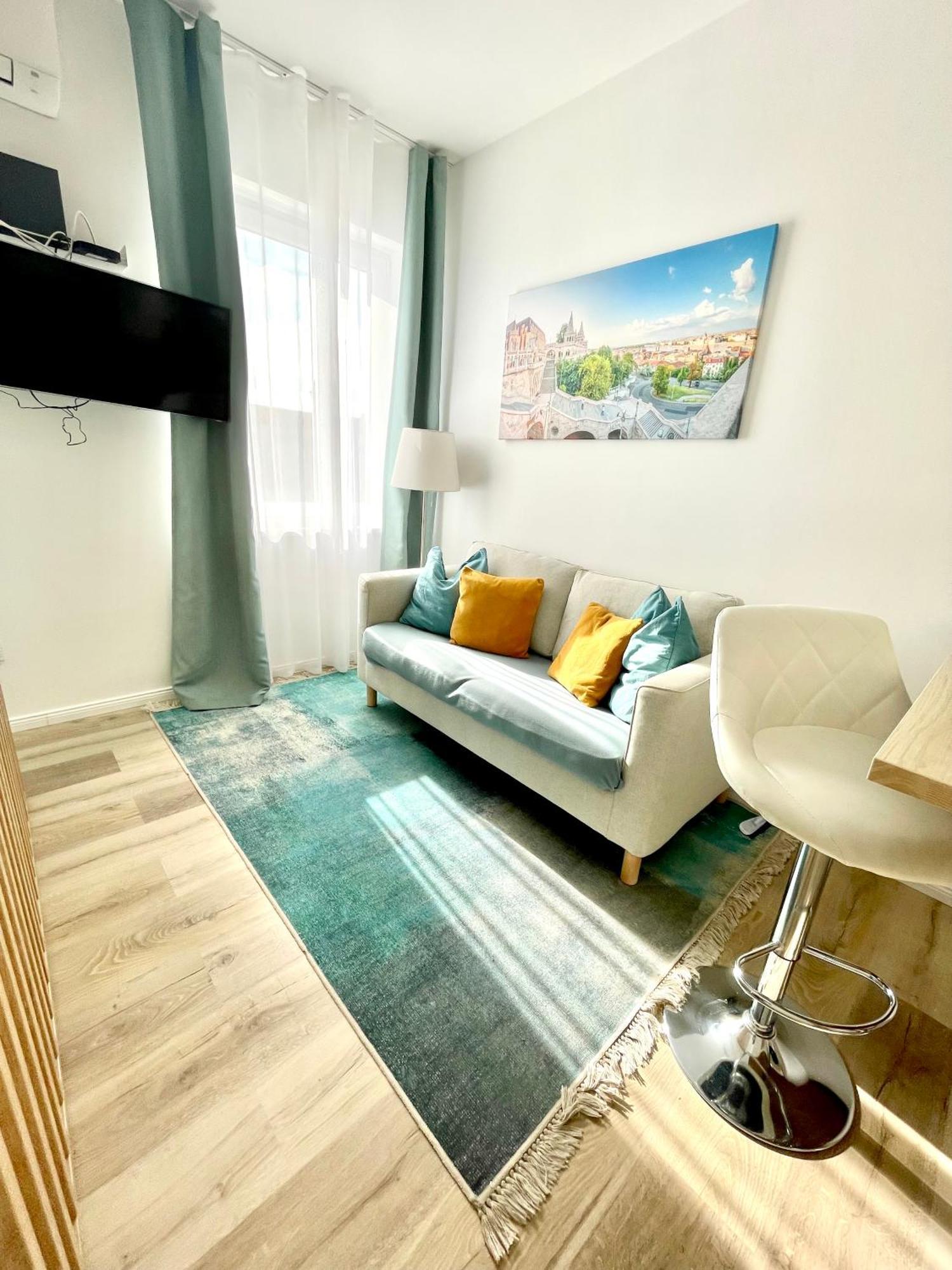 Margaret Apartment Next To The Lukacs Spa With Panorama Danube 布达佩斯 外观 照片